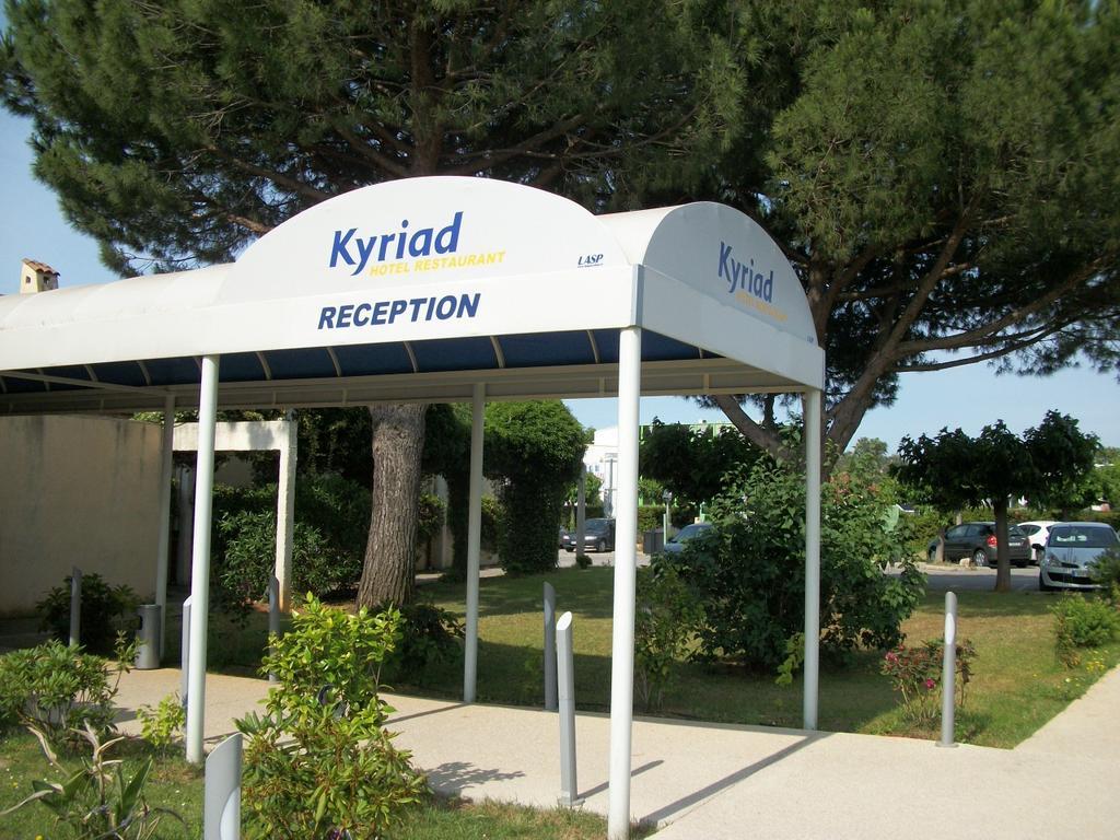 Kyriad Montpellier Aeroport - Gare Sud De France Mauguio Buitenkant foto